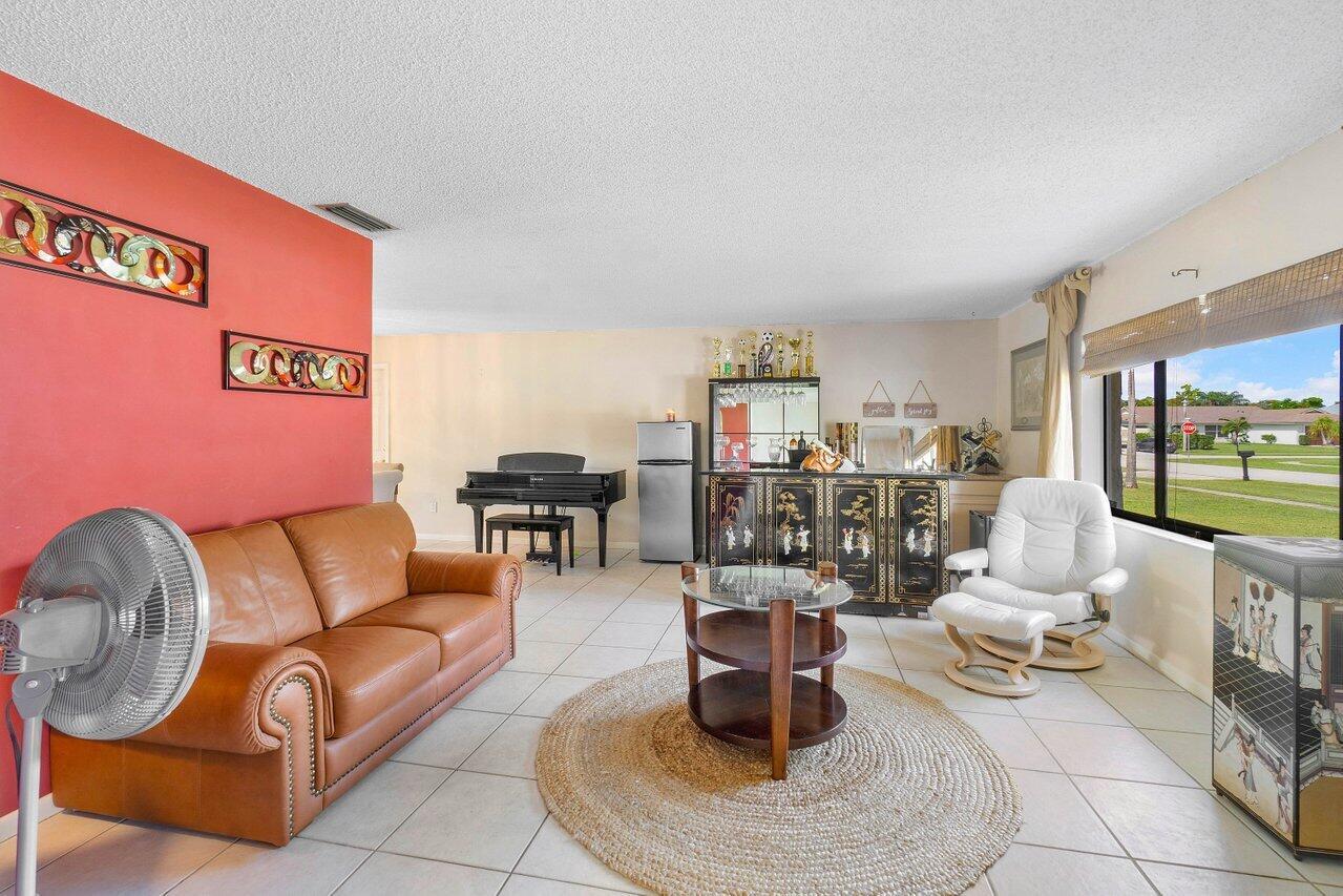 828 Silverbell Lane