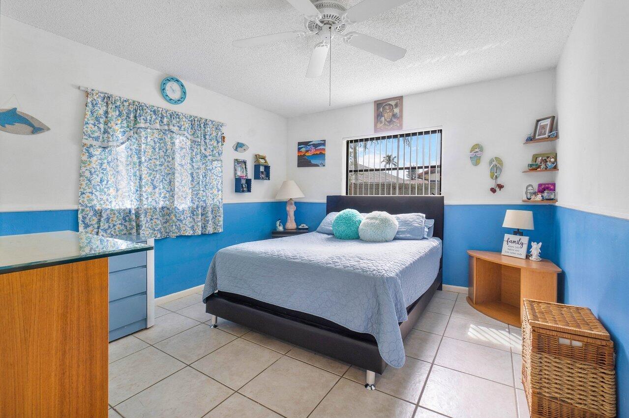 828 Silverbell Lane