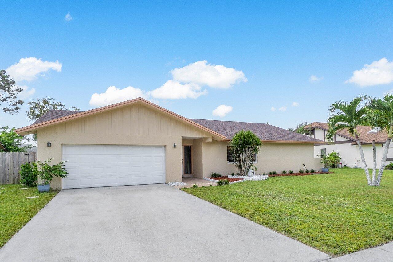 828 Silverbell Lane