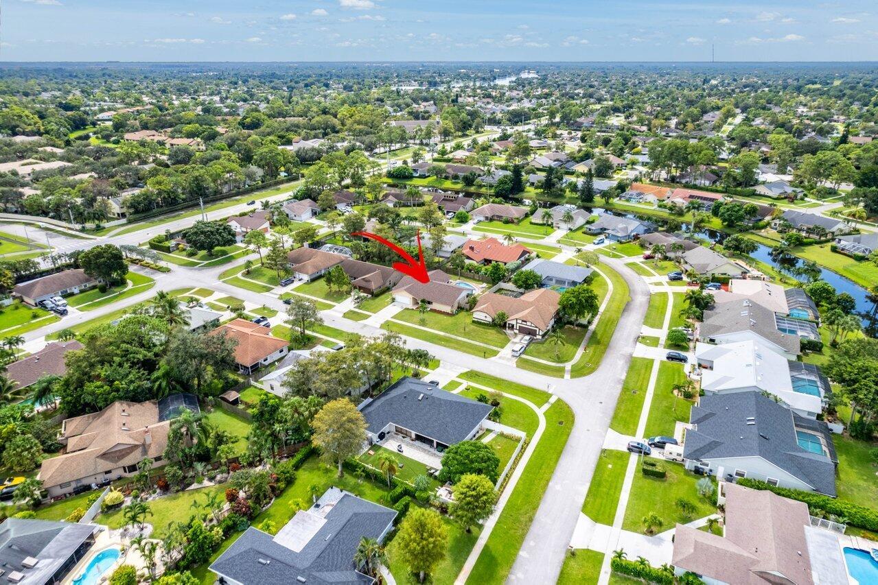 828 Silverbell Lane