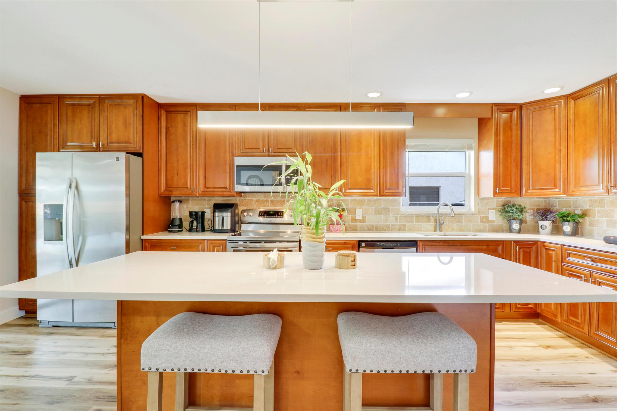7585 Cocoanut Drive #2