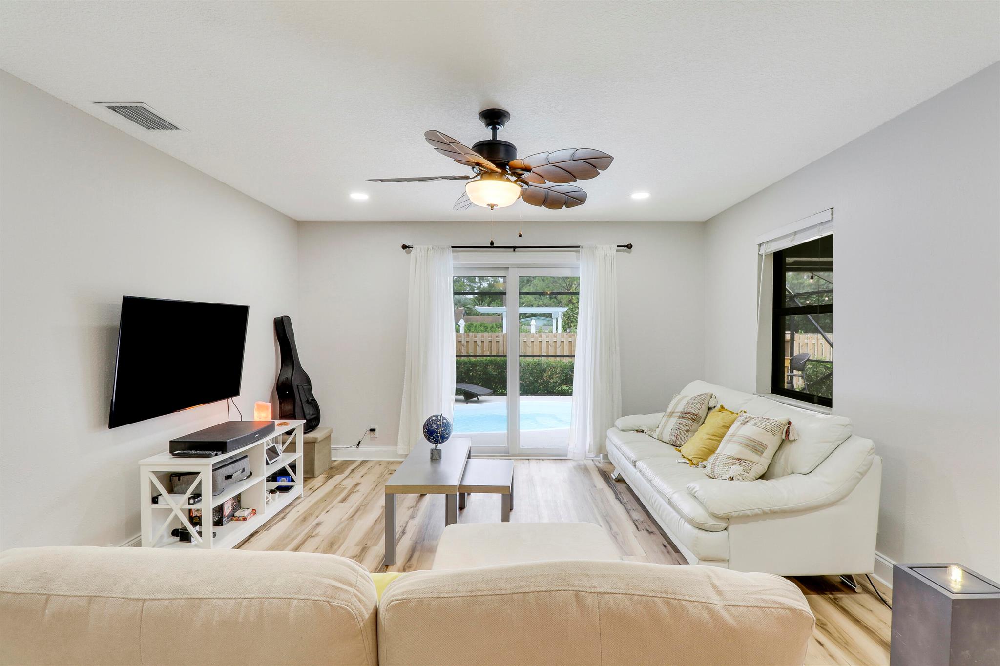 7585 Cocoanut Drive #2