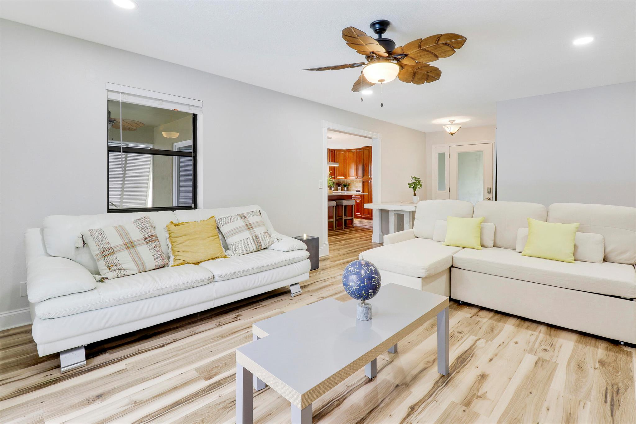 7585 Cocoanut Drive #2