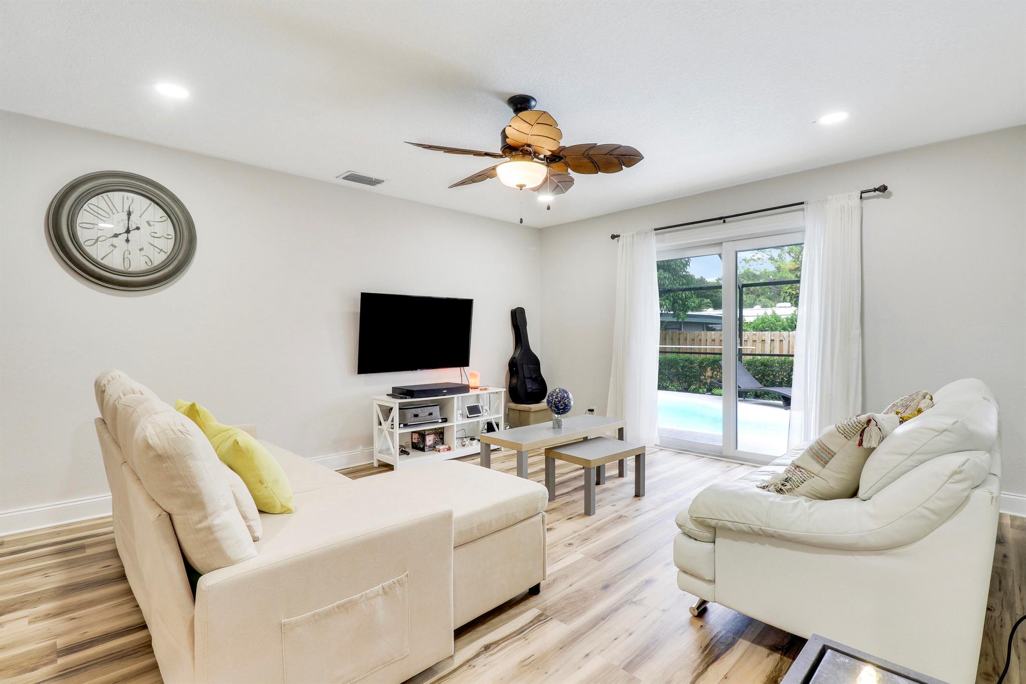 7585 Cocoanut Drive #2