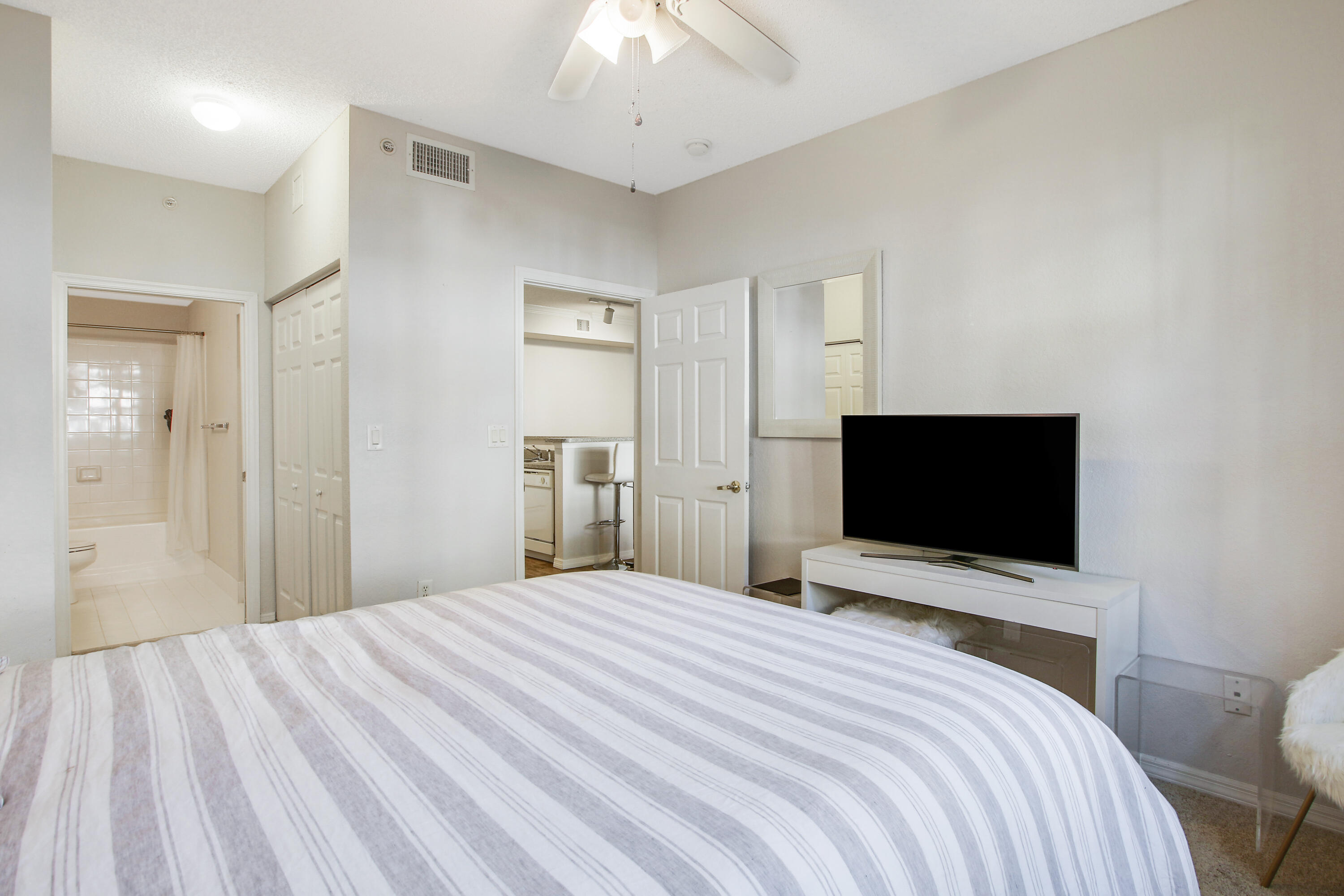 1803 N Flagler Drive 101