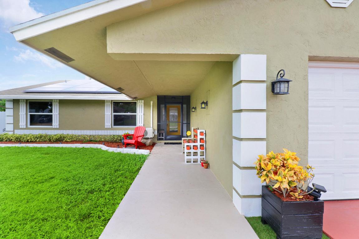 7585 Cocoanut Drive
