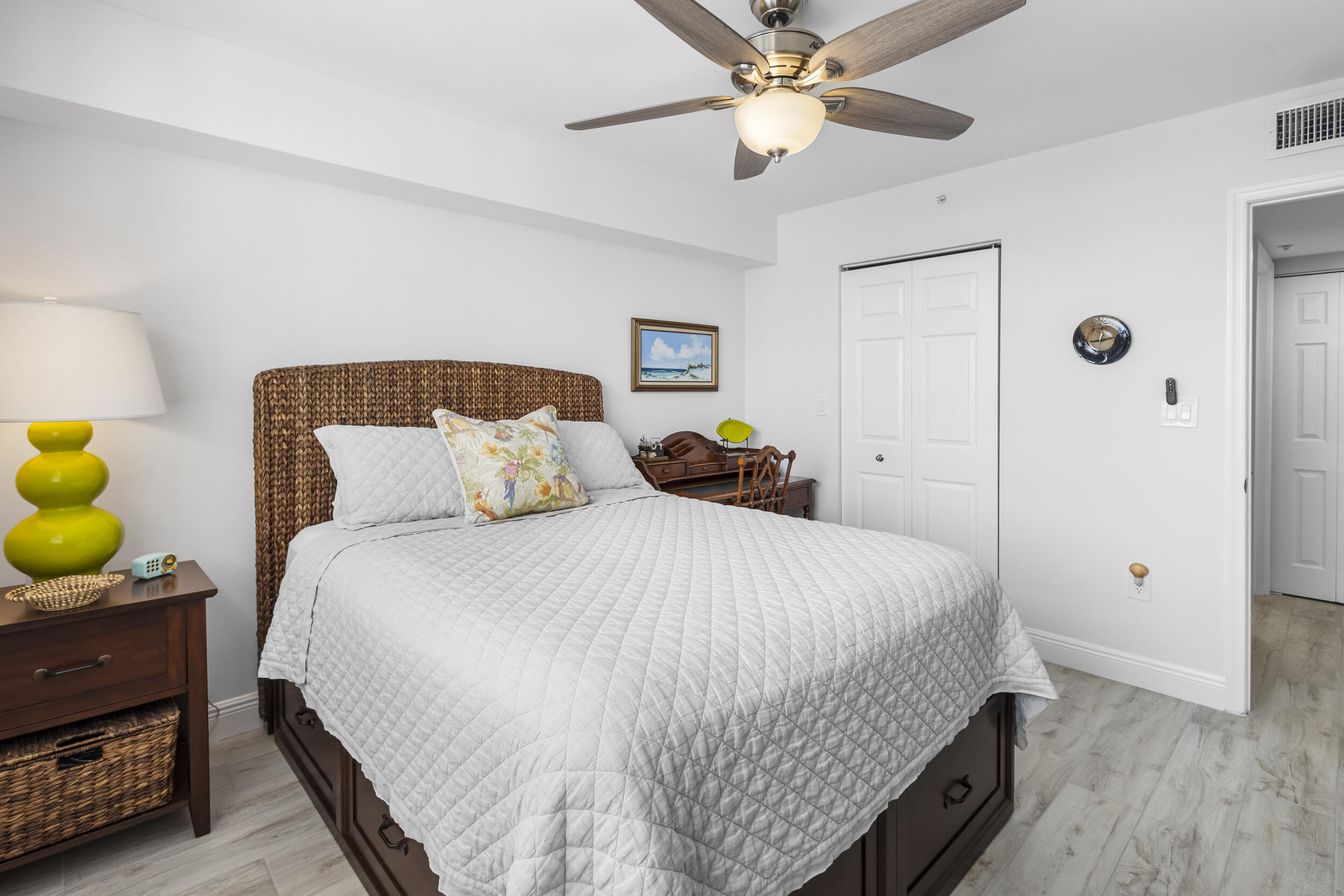 1801 N Flagler Drive N 819