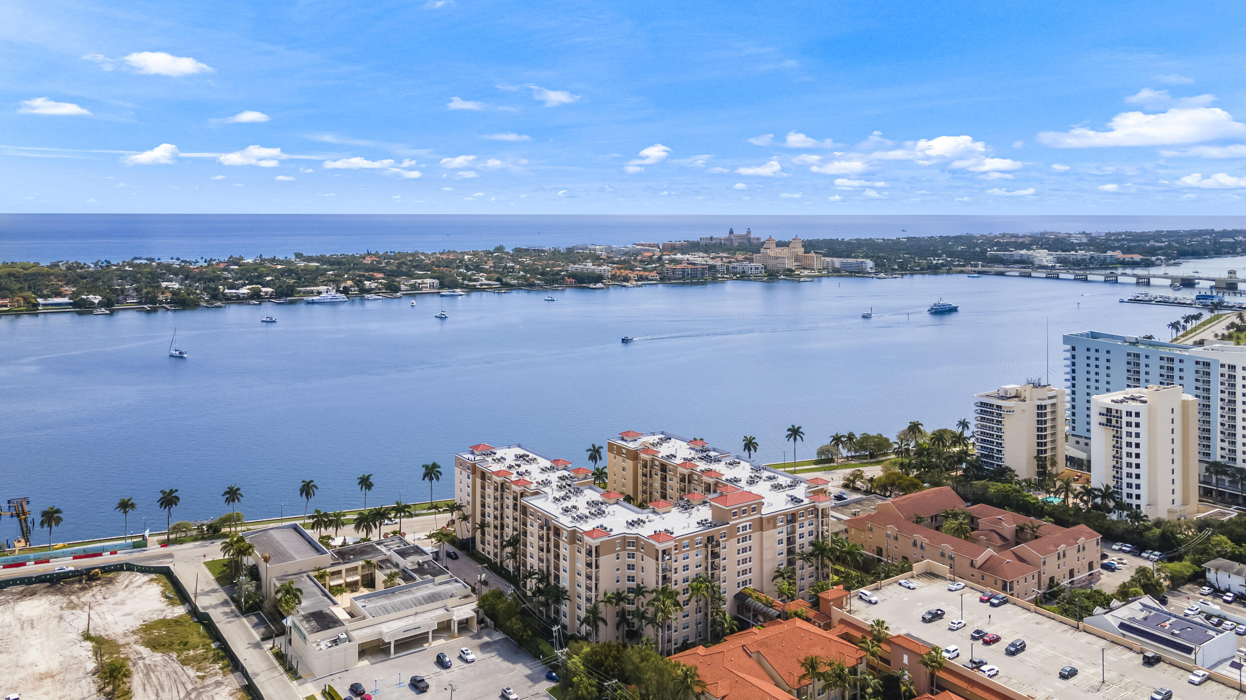1801 N Flagler Drive N 819