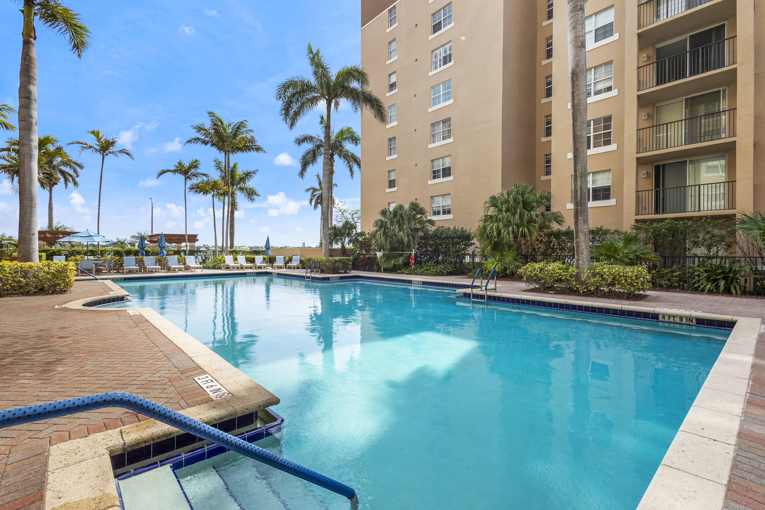 1801 N Flagler Drive N 819