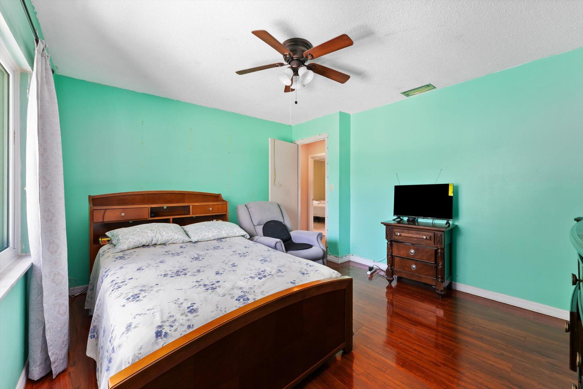 212 Wrena Drive
