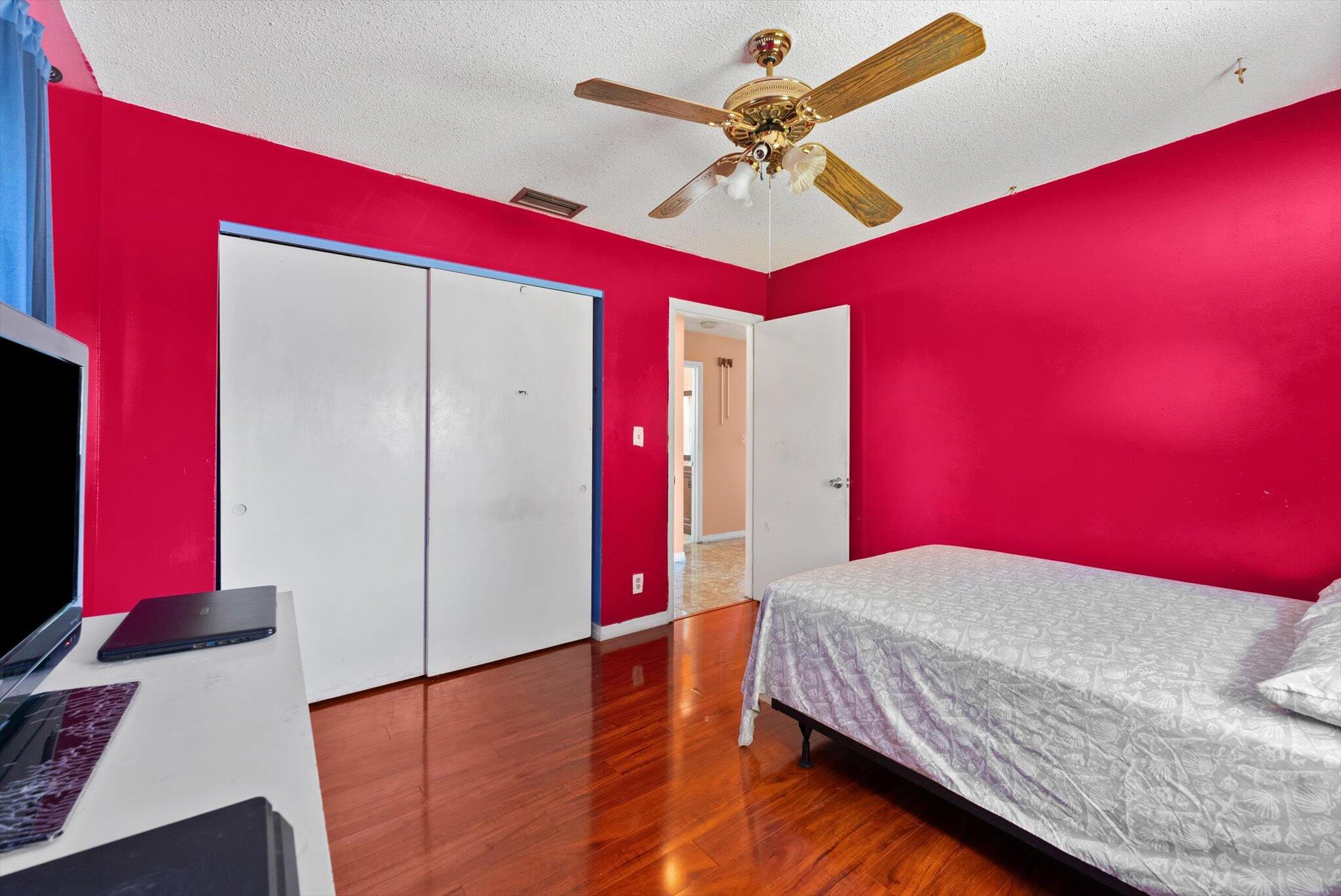 212 Wrena Drive
