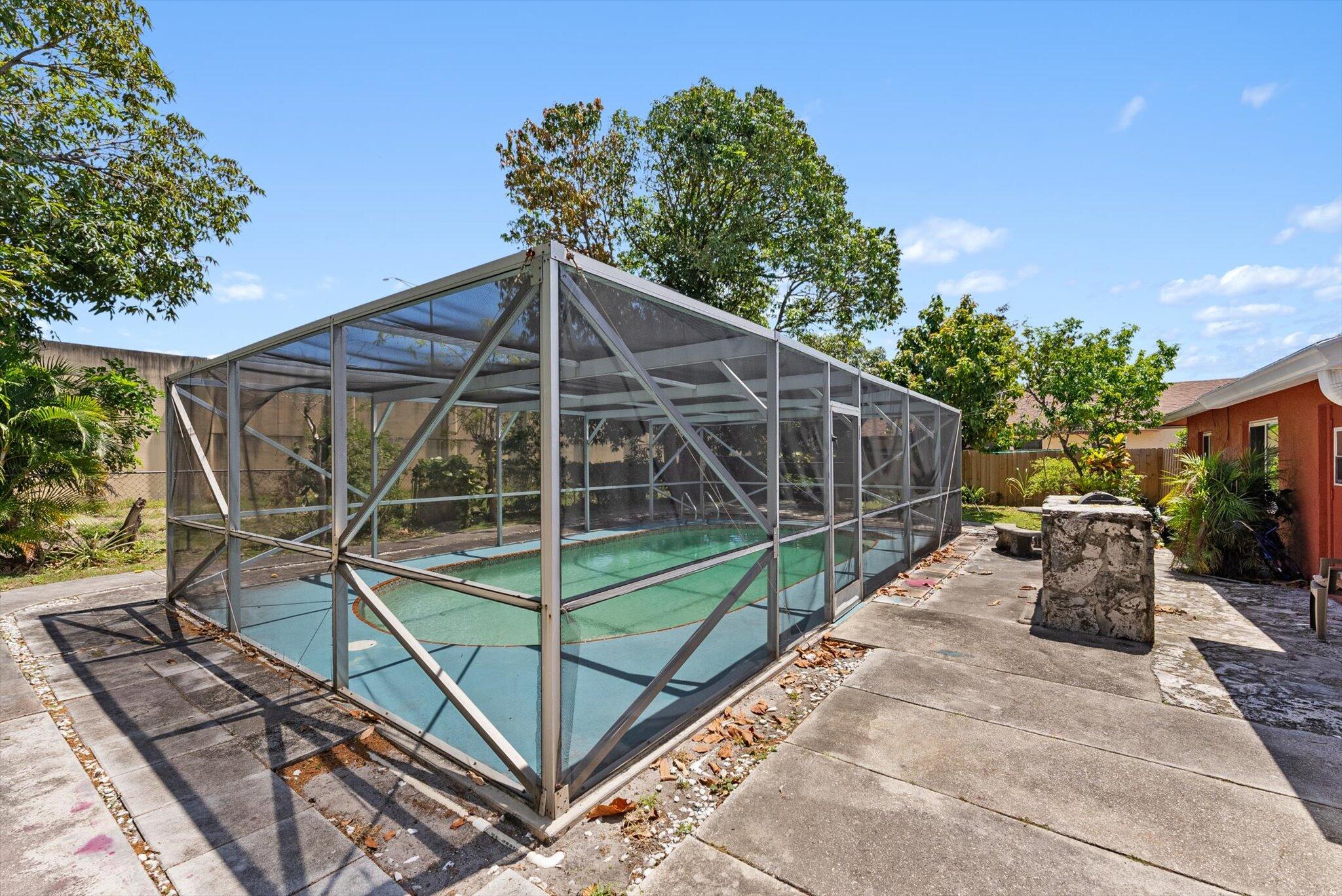 212 Wrena Drive