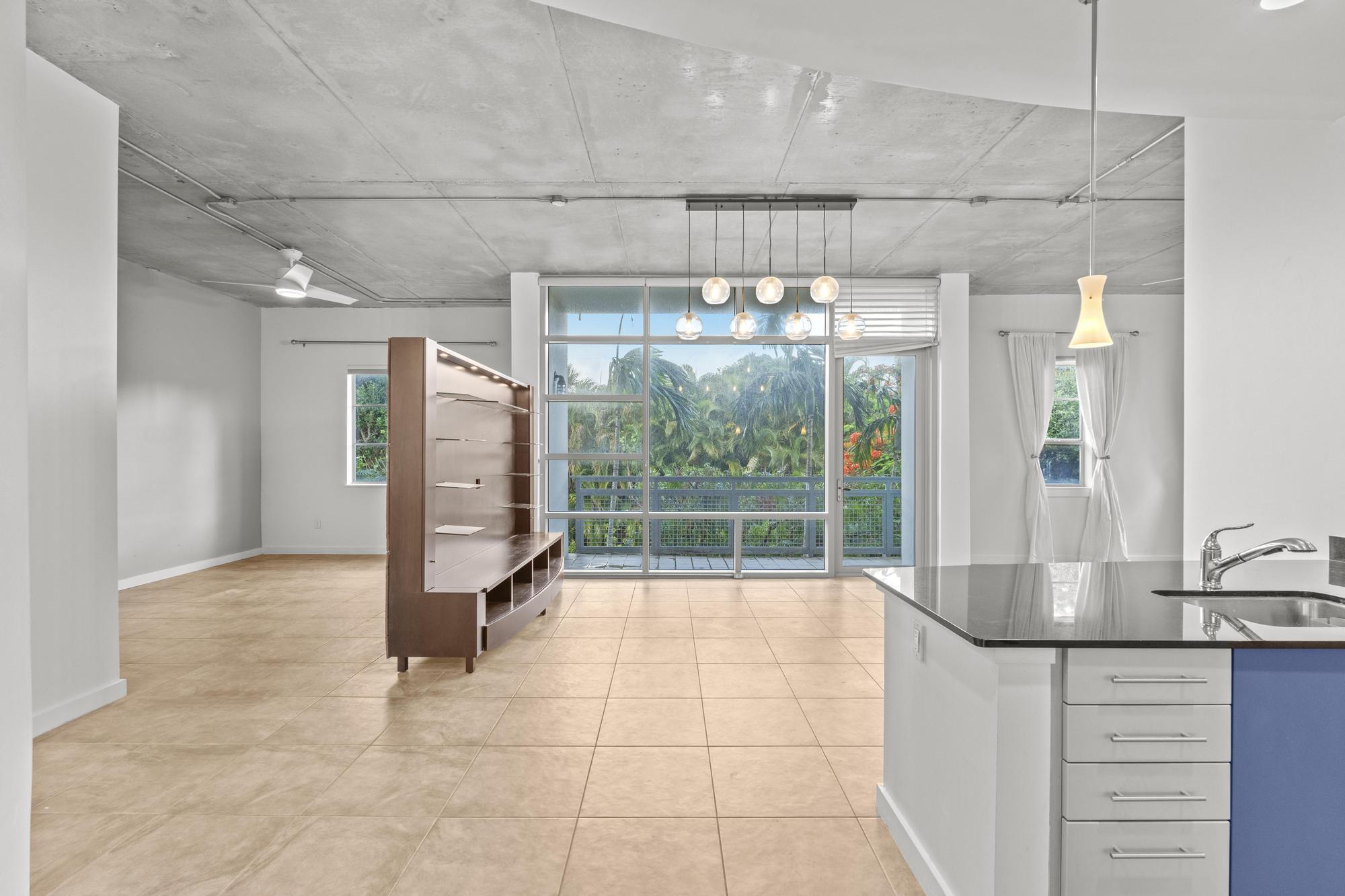 335 SE 6th Avenue 201