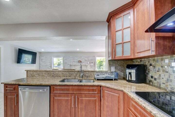 168 SE 31st Avenue
