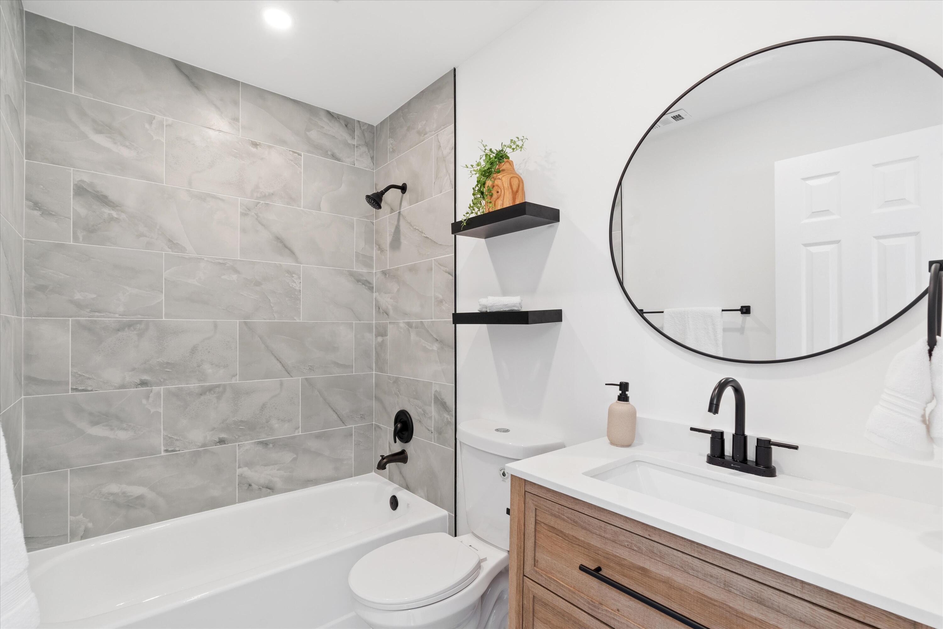 8715 Sol Terrace