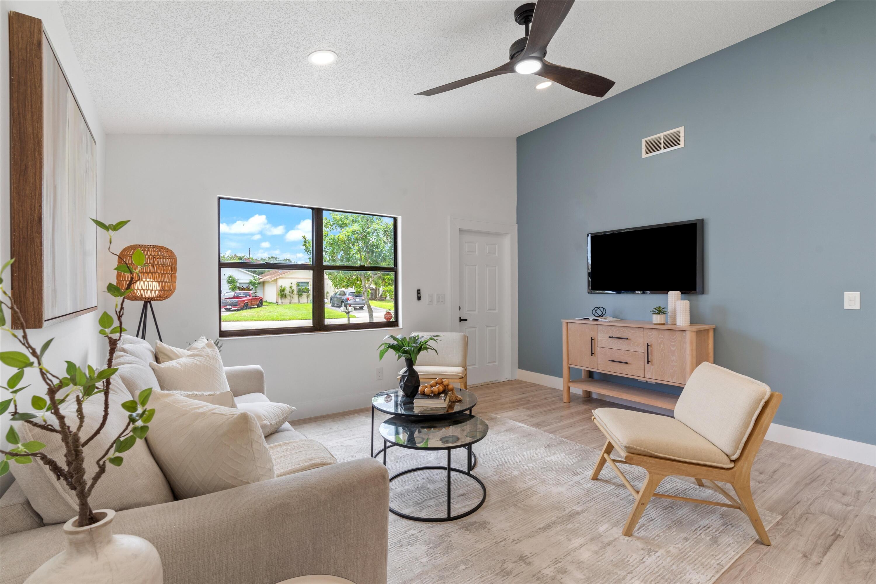 8715 Sol Terrace