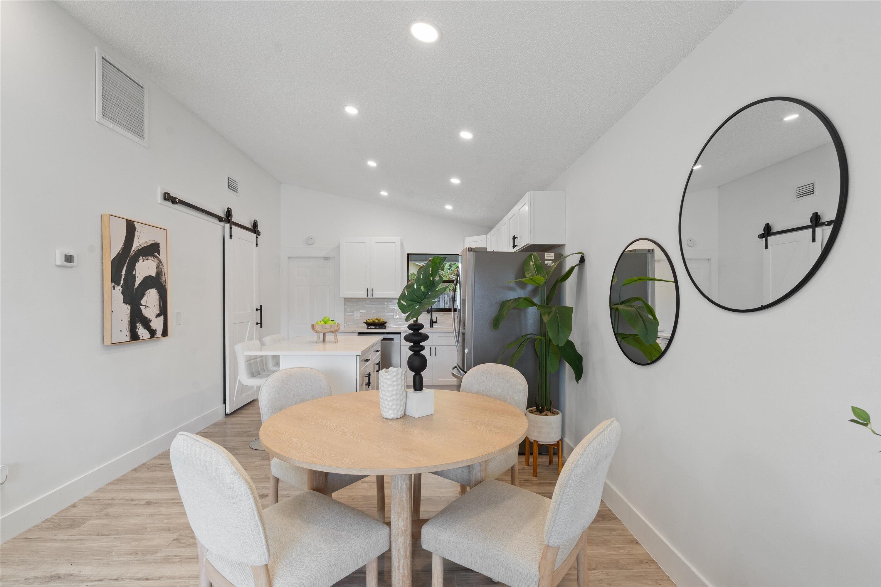 8715 Sol Terrace