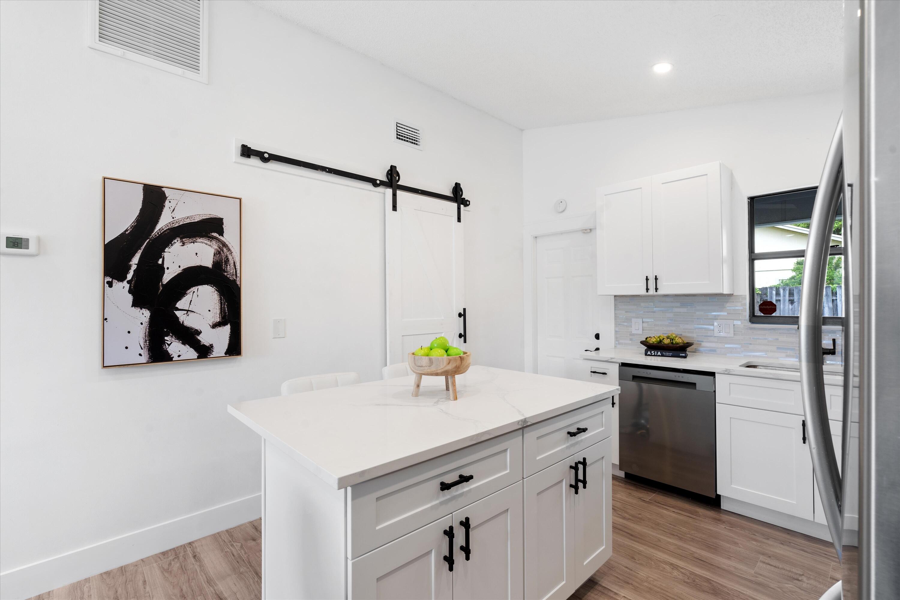 8715 Sol Terrace