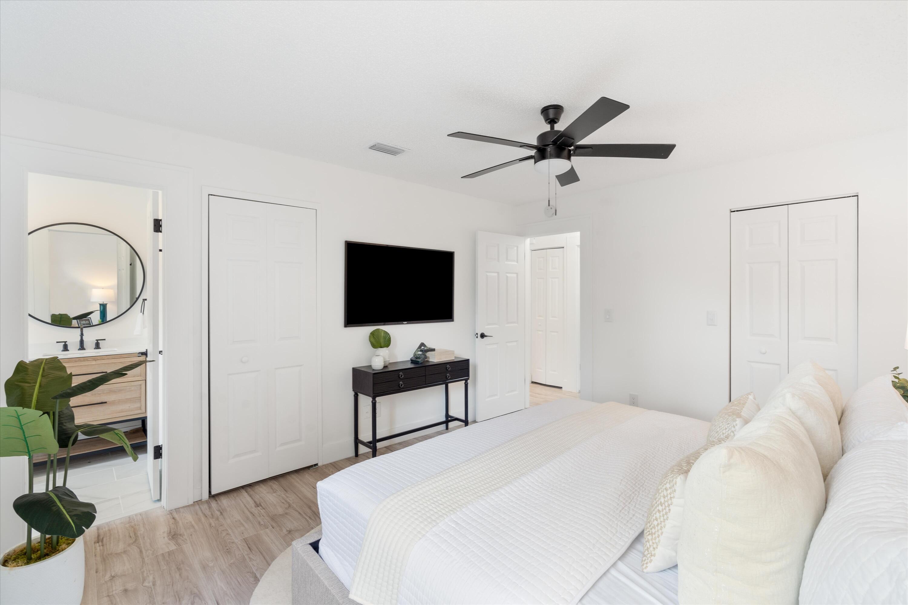 8715 Sol Terrace