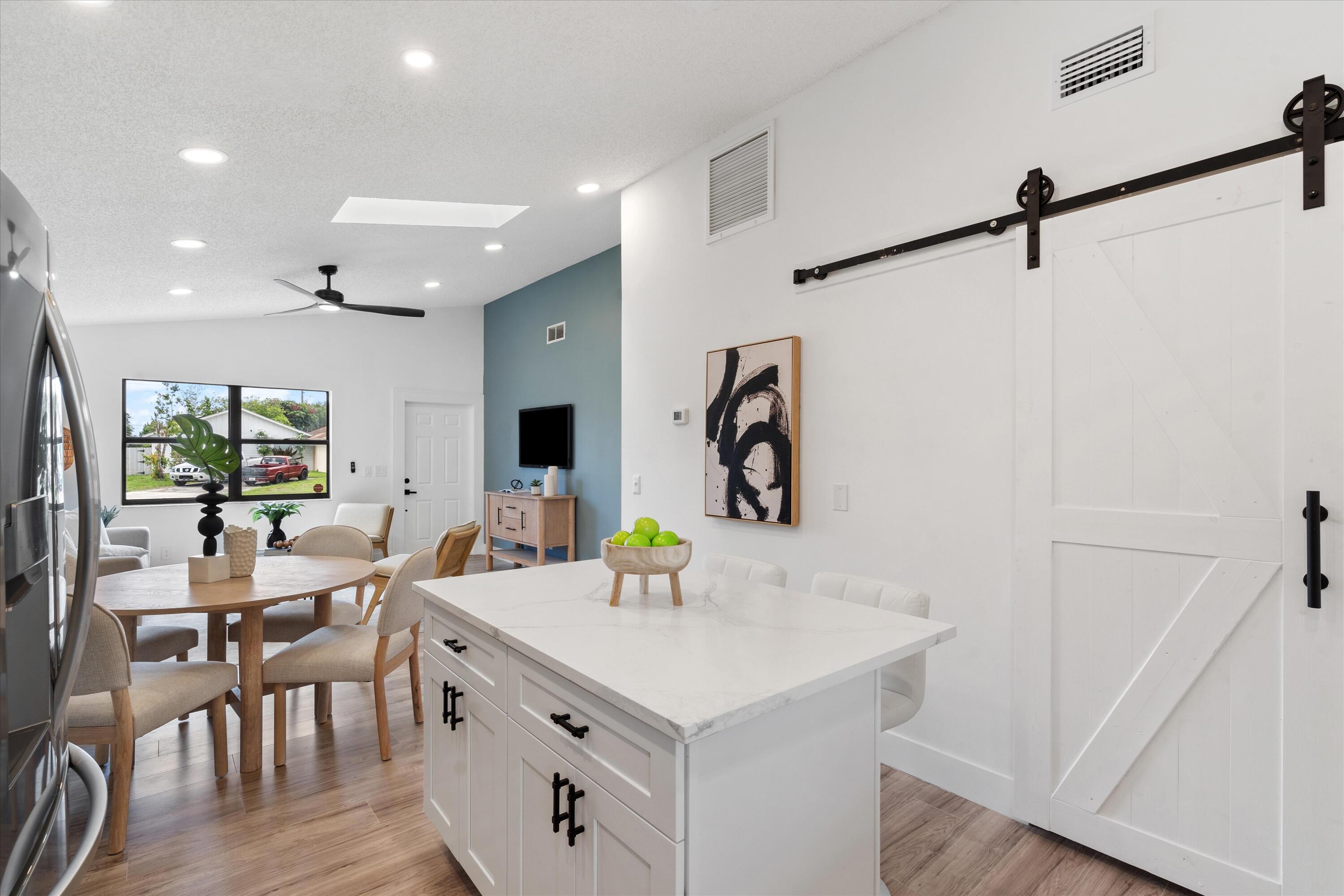 8715 Sol Terrace