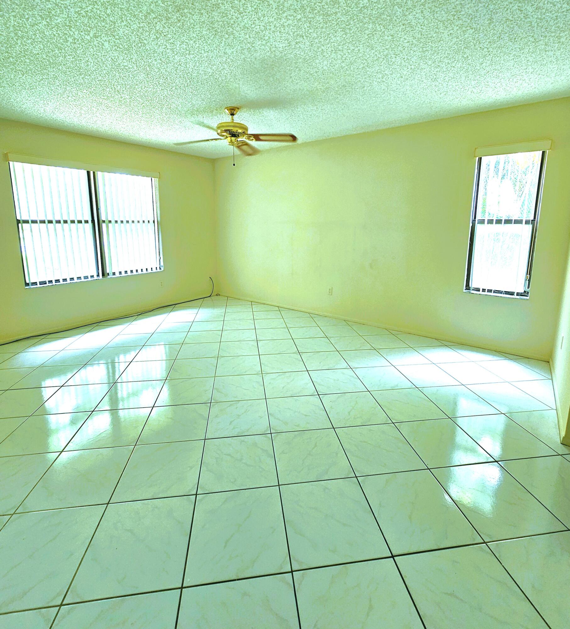 94 Rose Bay Court