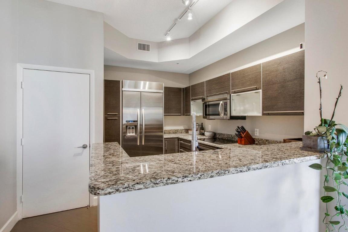 550 Okeechobee Boulevard 910