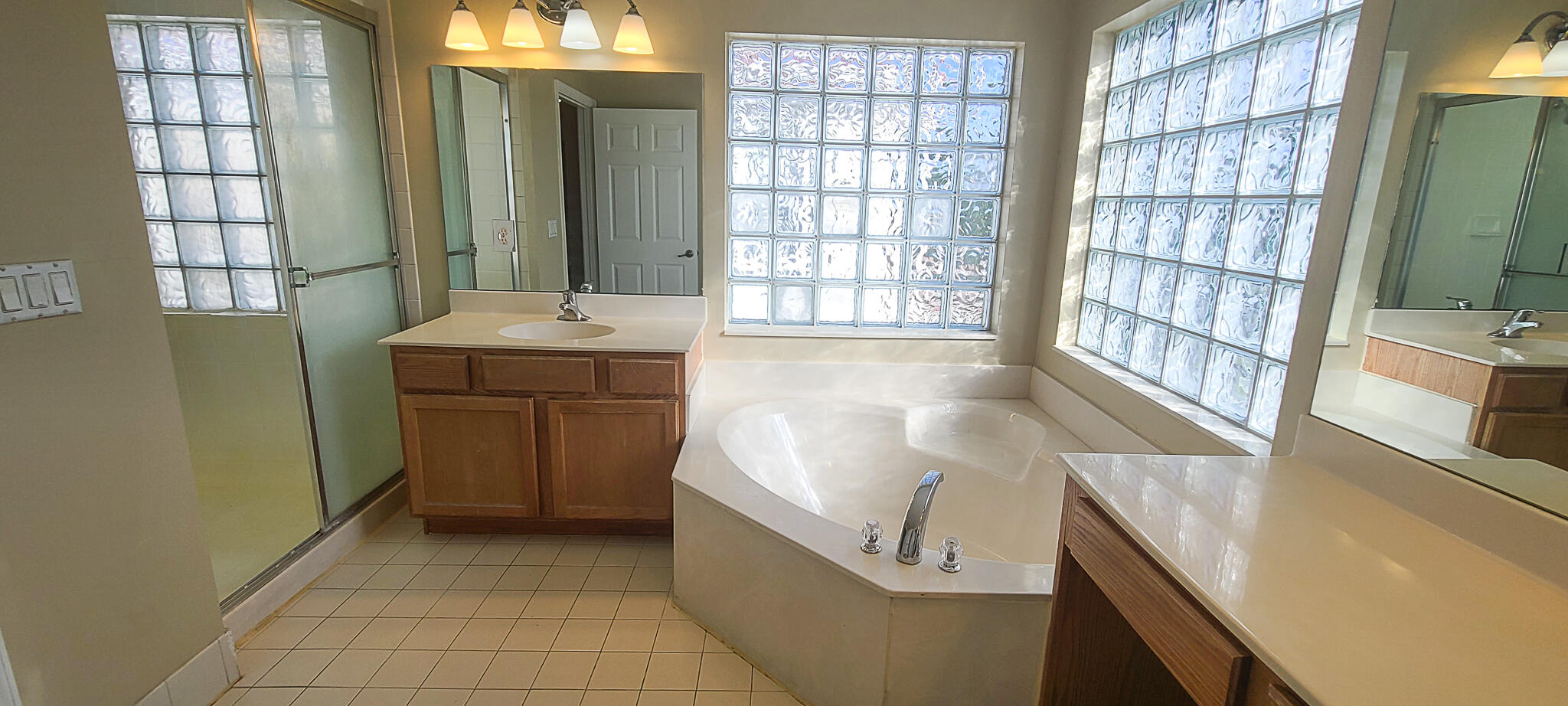 1098 Center Stone Lane