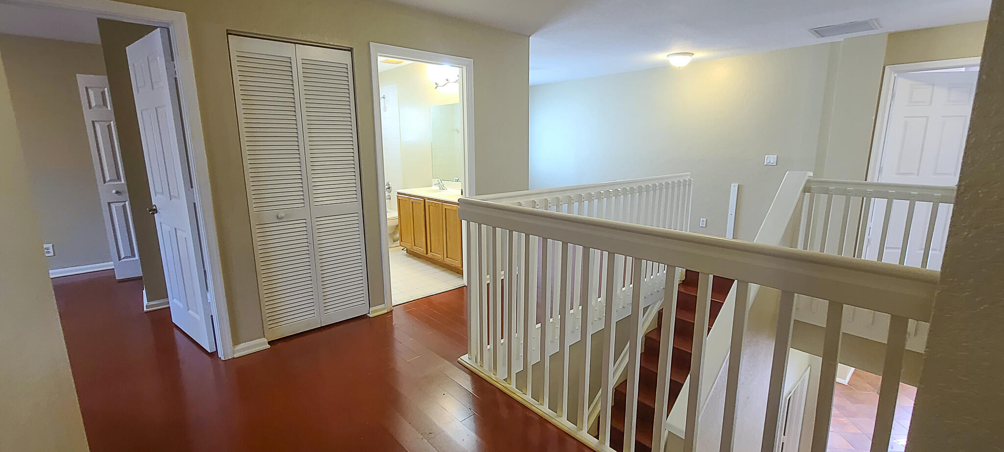 1098 Center Stone Lane
