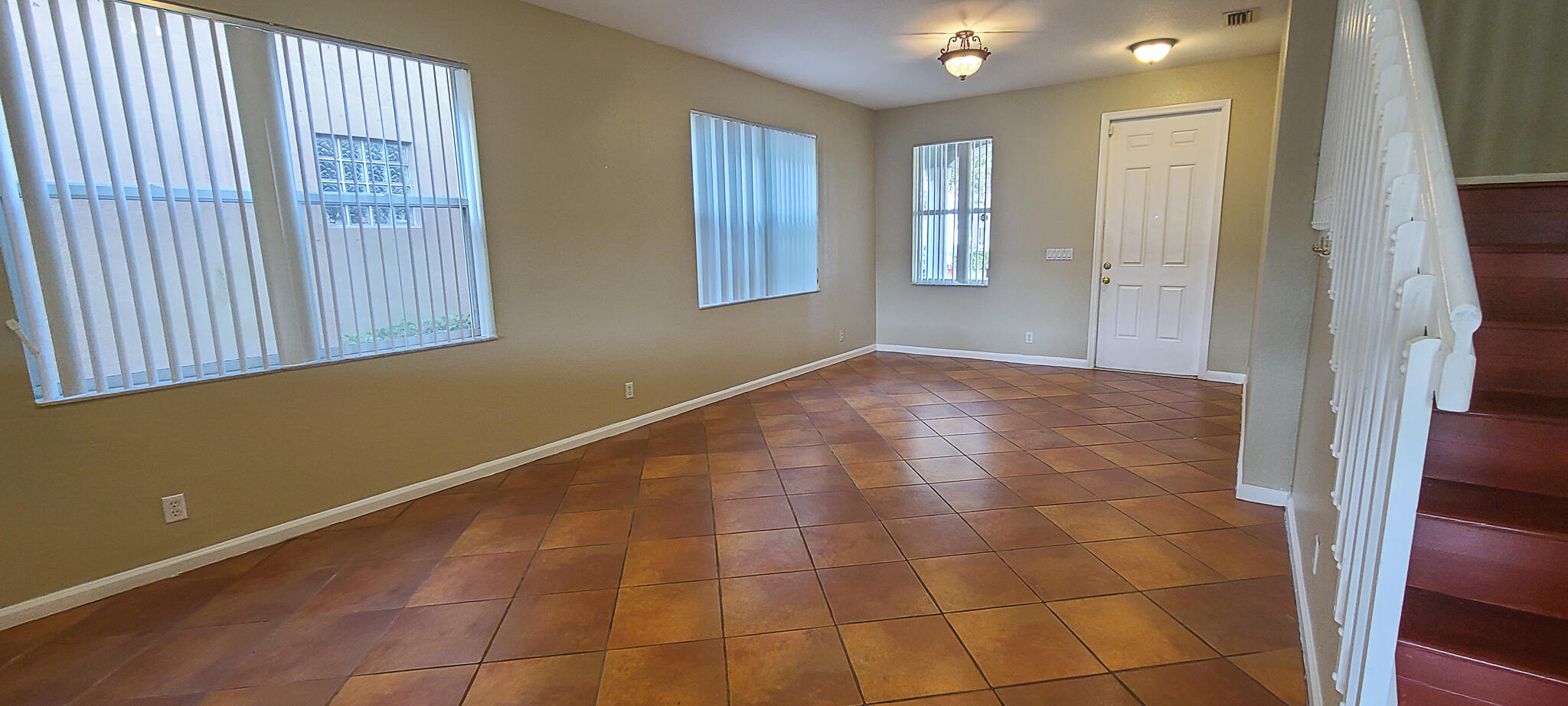 1098 Center Stone Lane