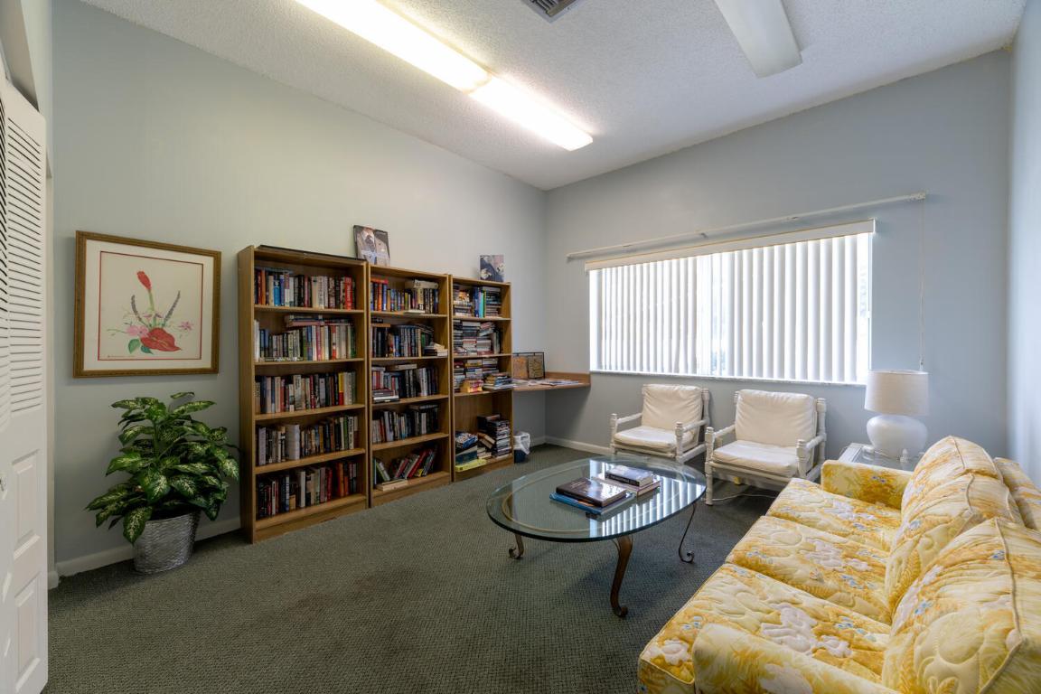 896 N Federal Highway 532