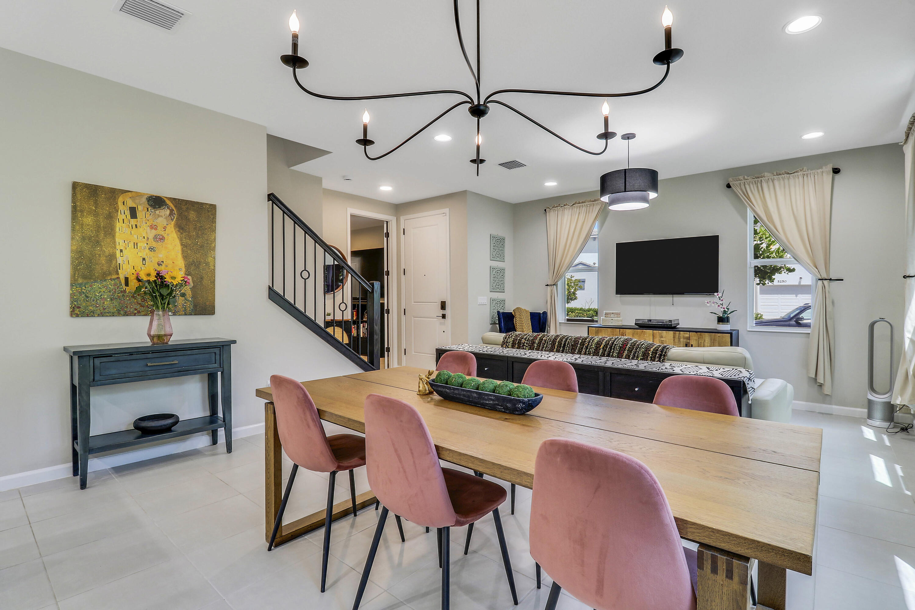 5190 Willow Creek Drive