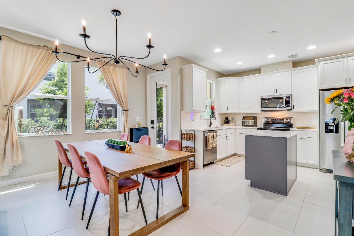 5190 Willow Creek Drive