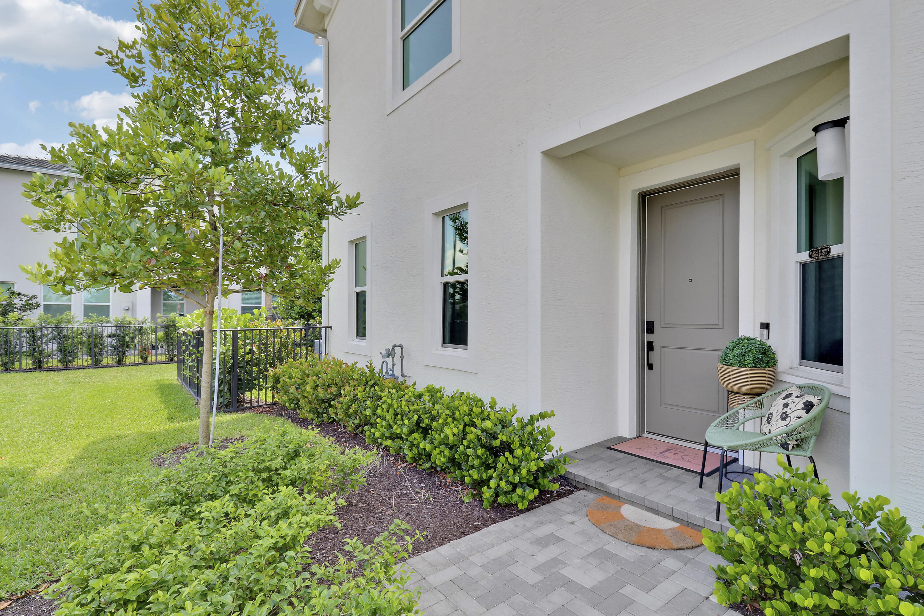 5190 Willow Creek Drive