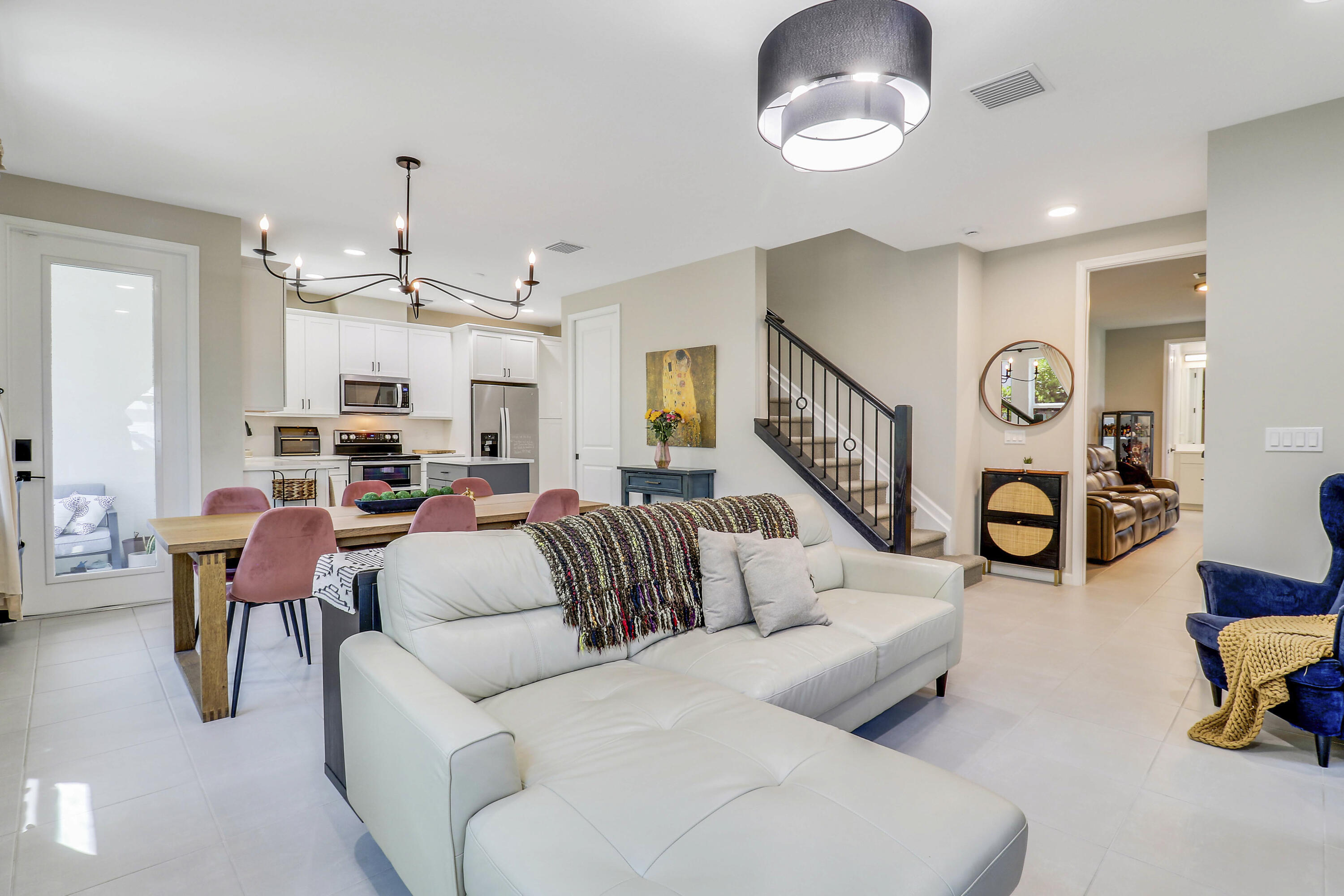 5190 Willow Creek Drive