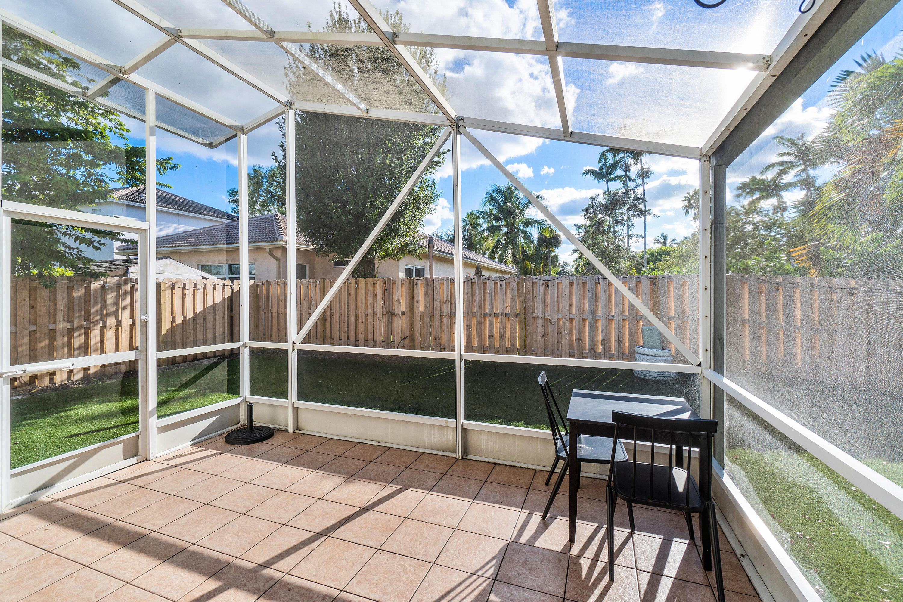 1825 Capeside Circle