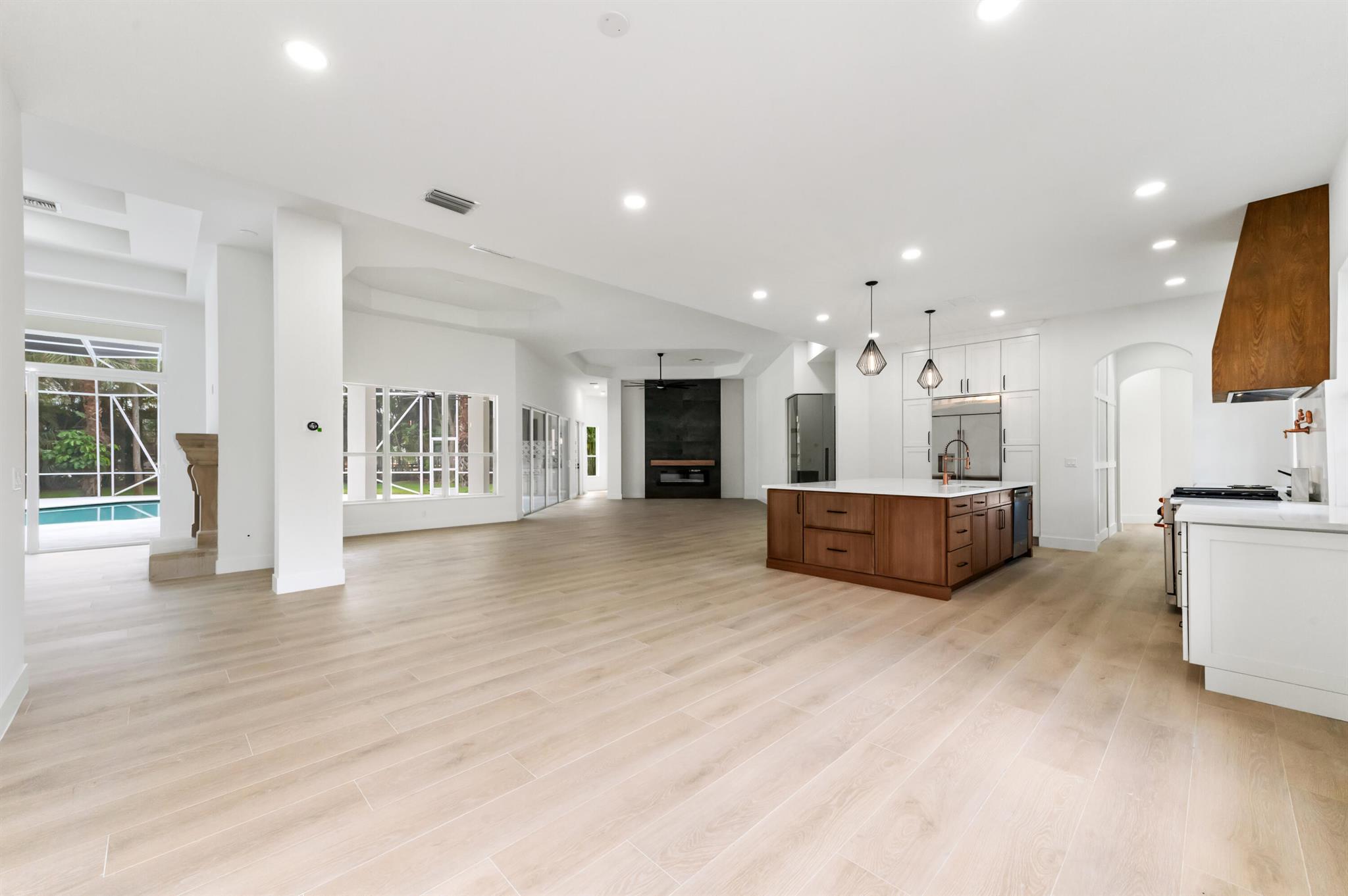 728 Deerwood Court
