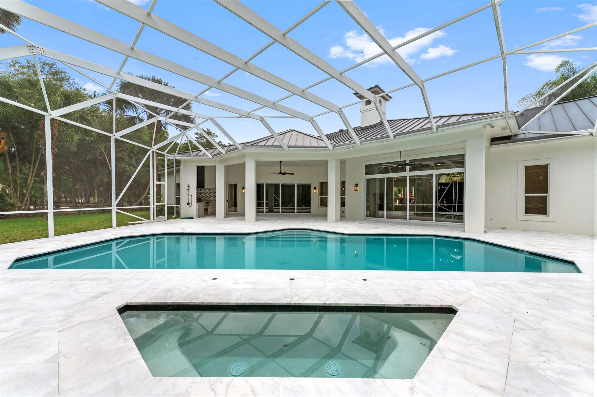 728 Deerwood Court