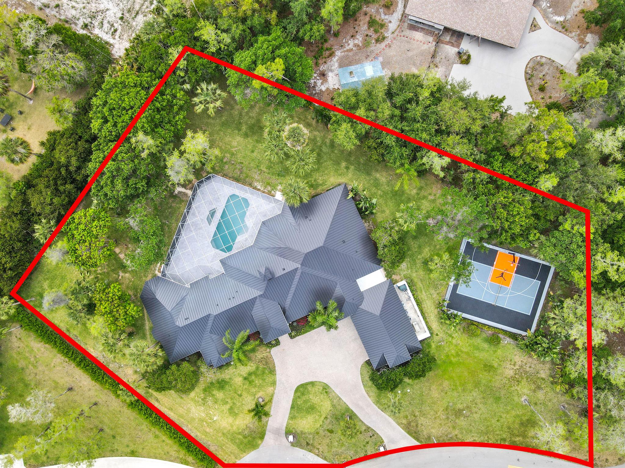 728 Deerwood Court