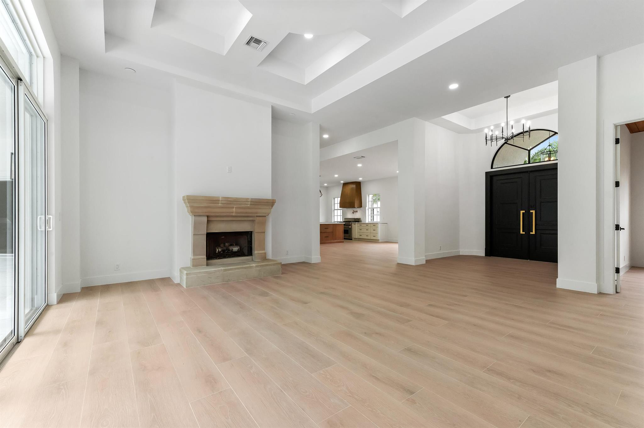 728 Deerwood Court