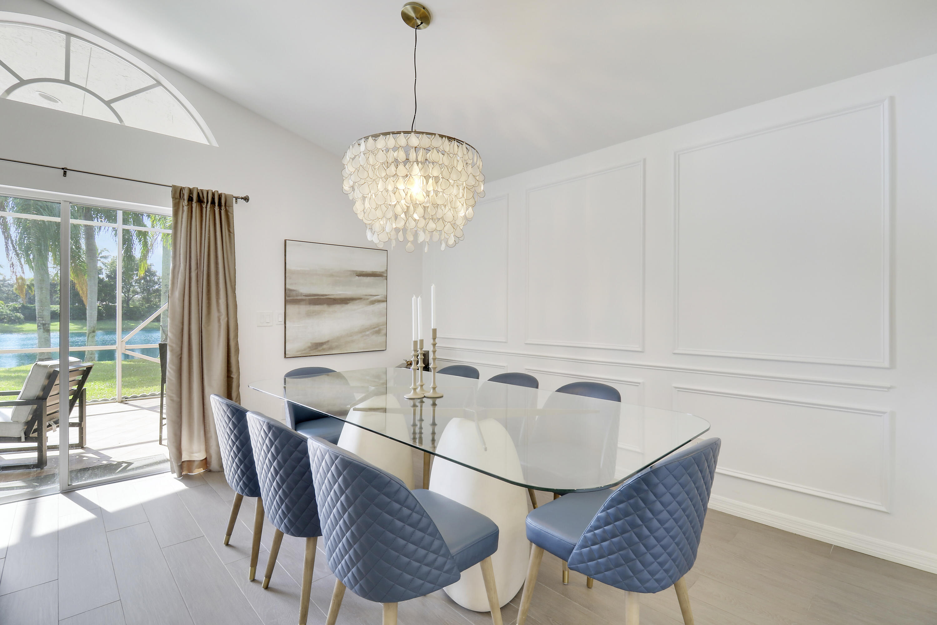 1931 Oak Berry Circle