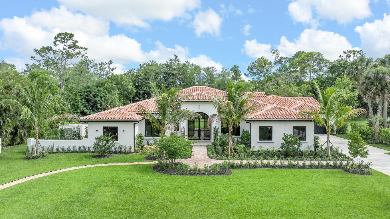 14823 Horseshoe Trace