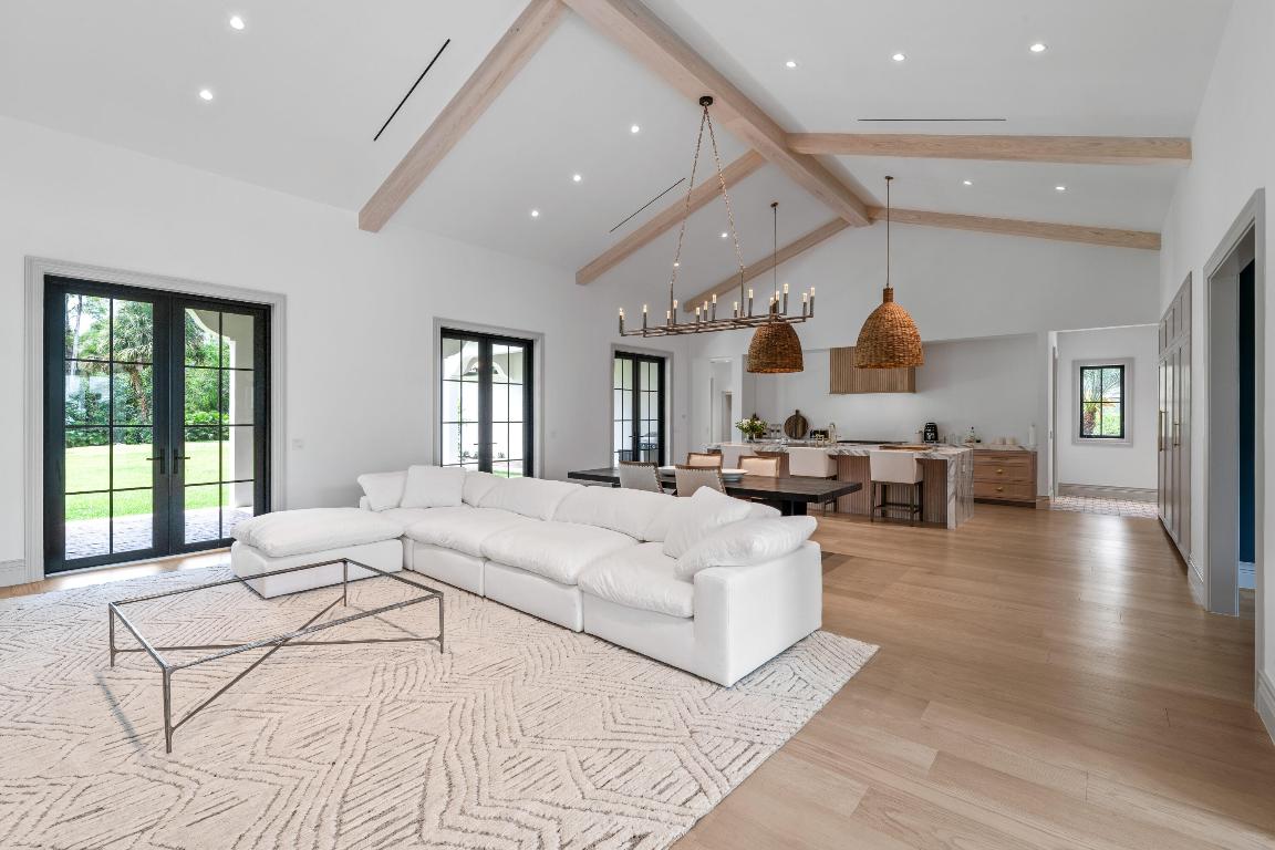 14823 Horseshoe Trace