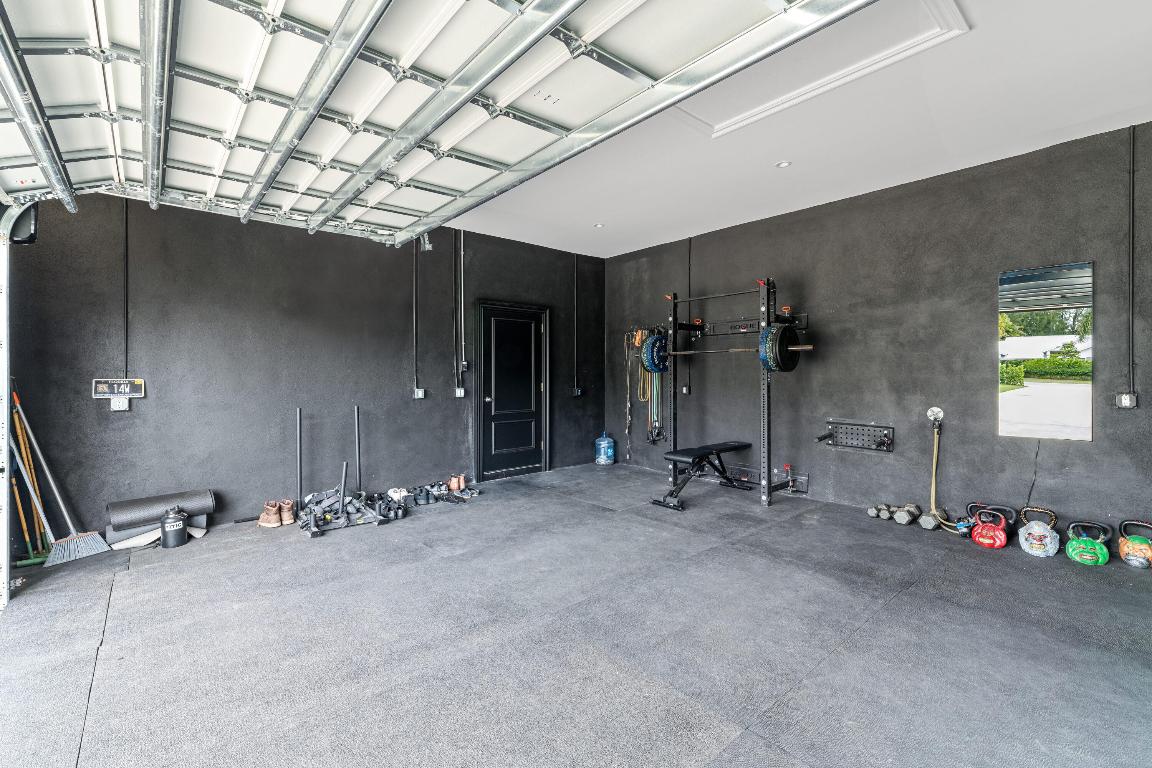 14823 Horseshoe Trace