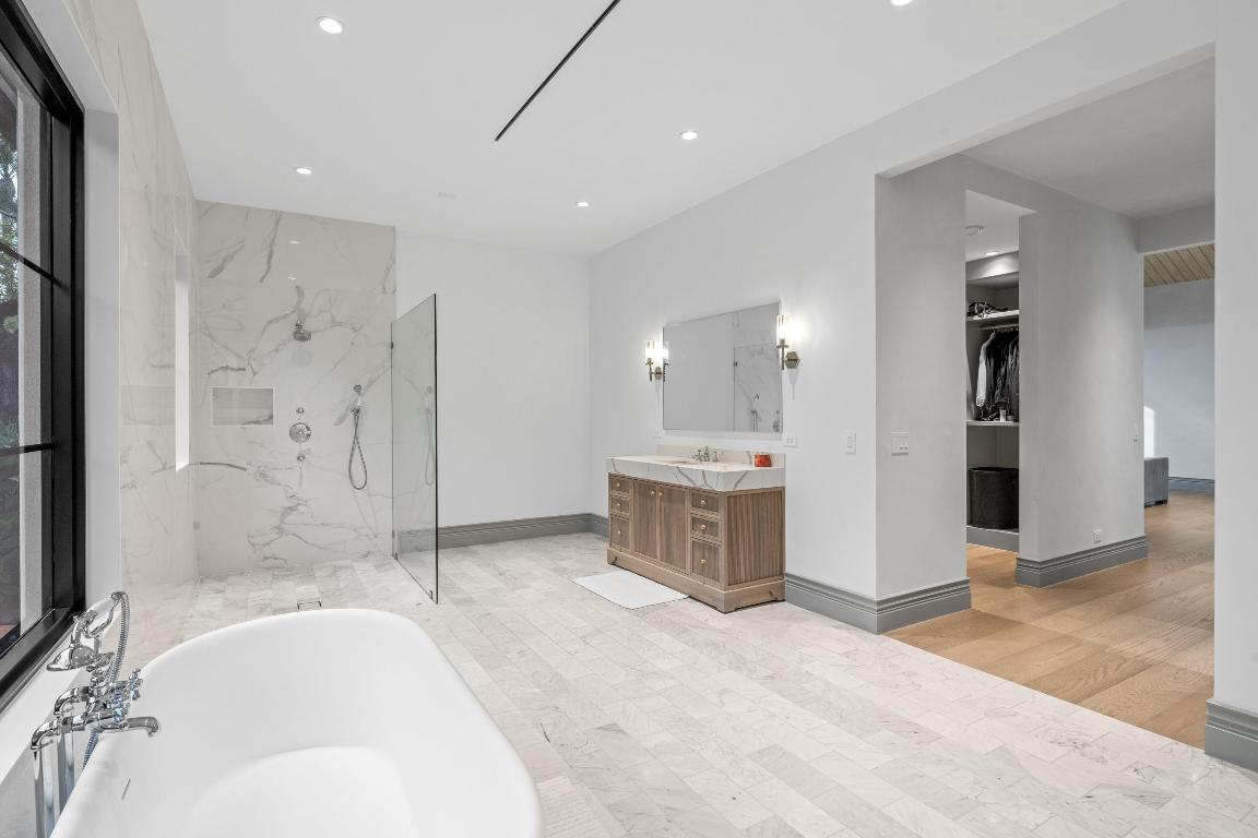 14823 Horseshoe Trace