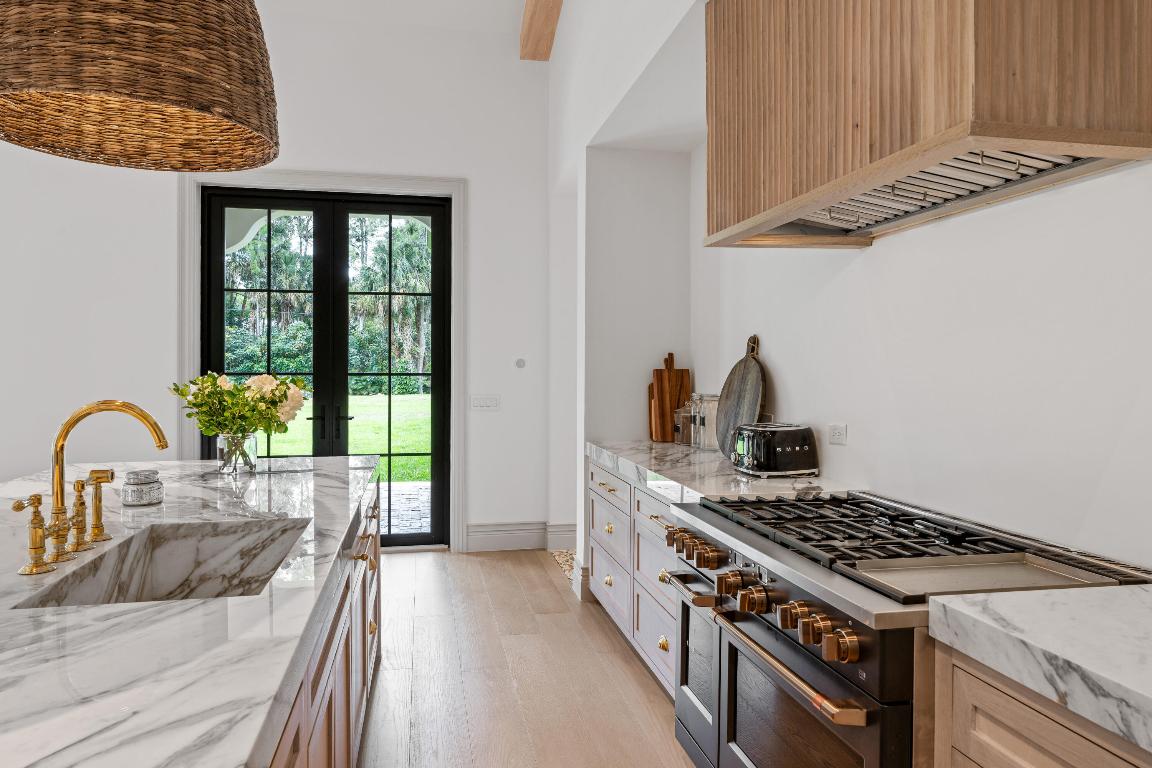 14823 Horseshoe Trace