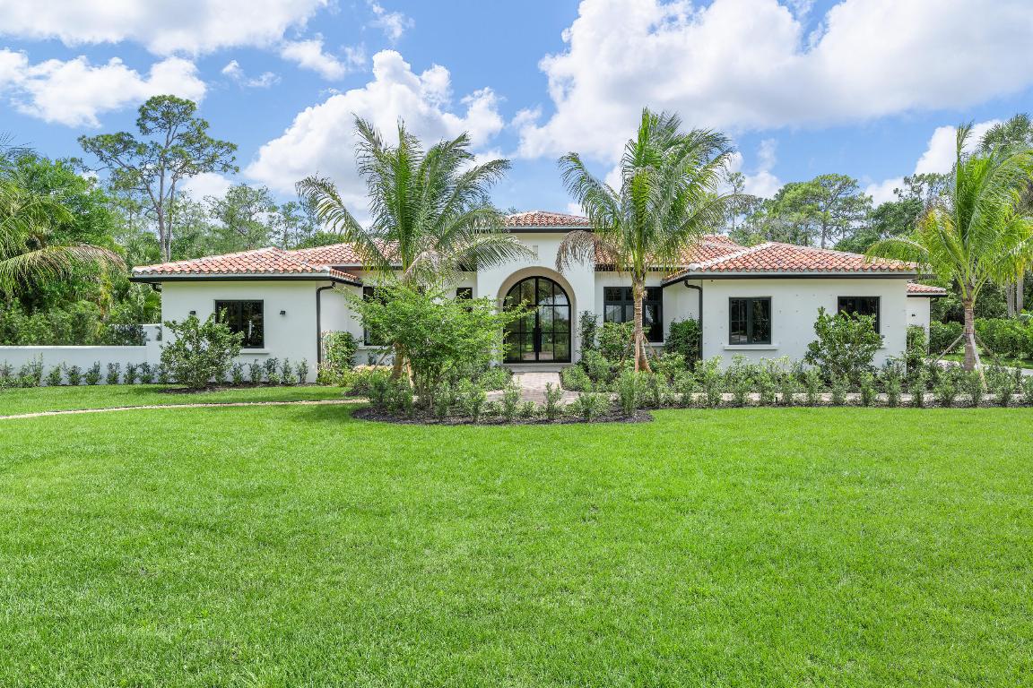 14823 Horseshoe Trace