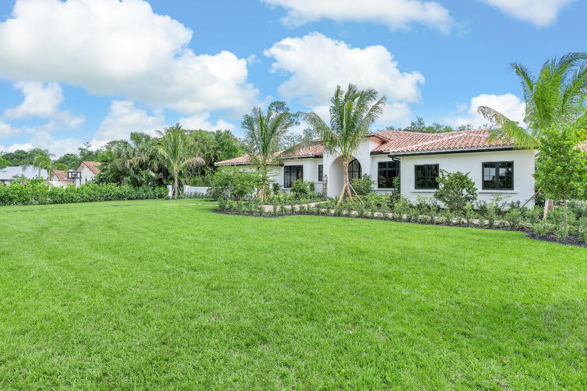 14823 Horseshoe Trace