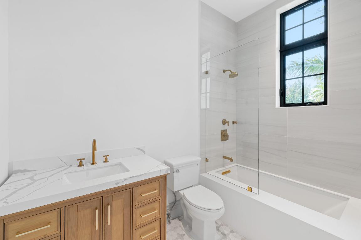 14823 Horseshoe Trace