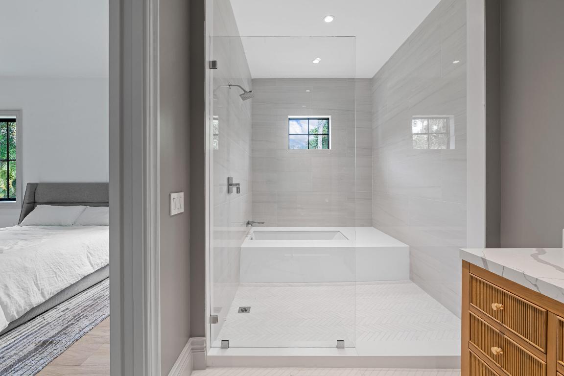 14823 Horseshoe Trace