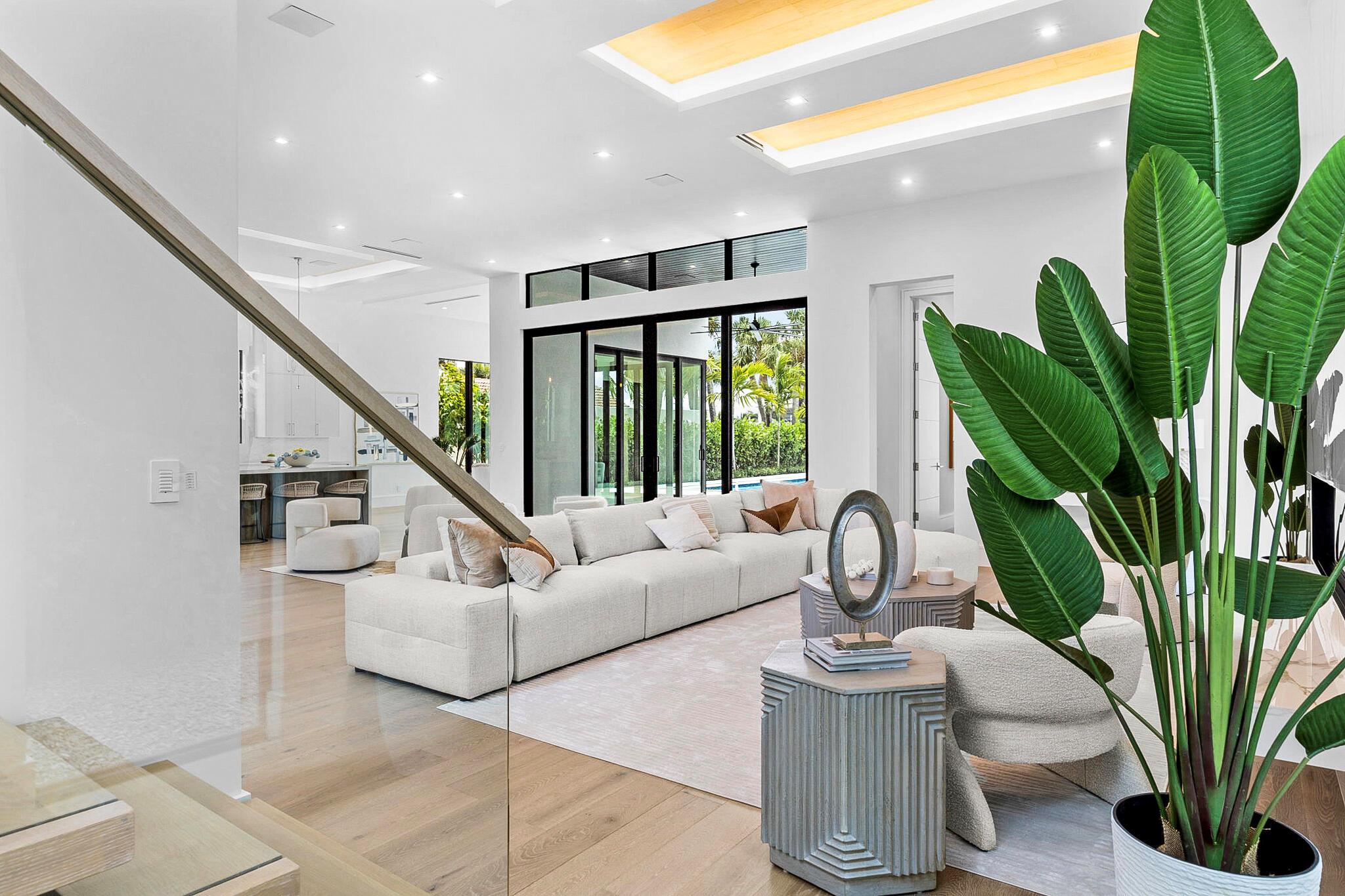 2085 Vitex Lane